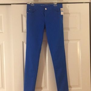 Junior’s Royal Blue Skinny Jeans